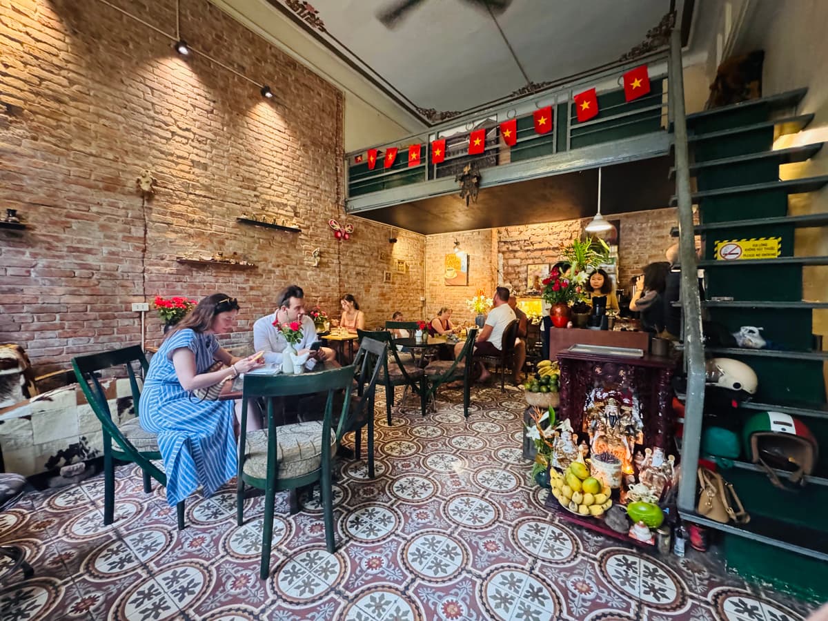 Loading T Café — Hà Nội